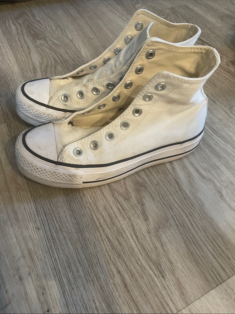 White Platform Converse - Picture 2 of 3